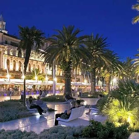 Luxury Fortuna 2 **** Hotel 3*