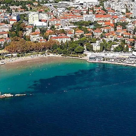 Hotel Luxury Fortuna 2 **** 3*